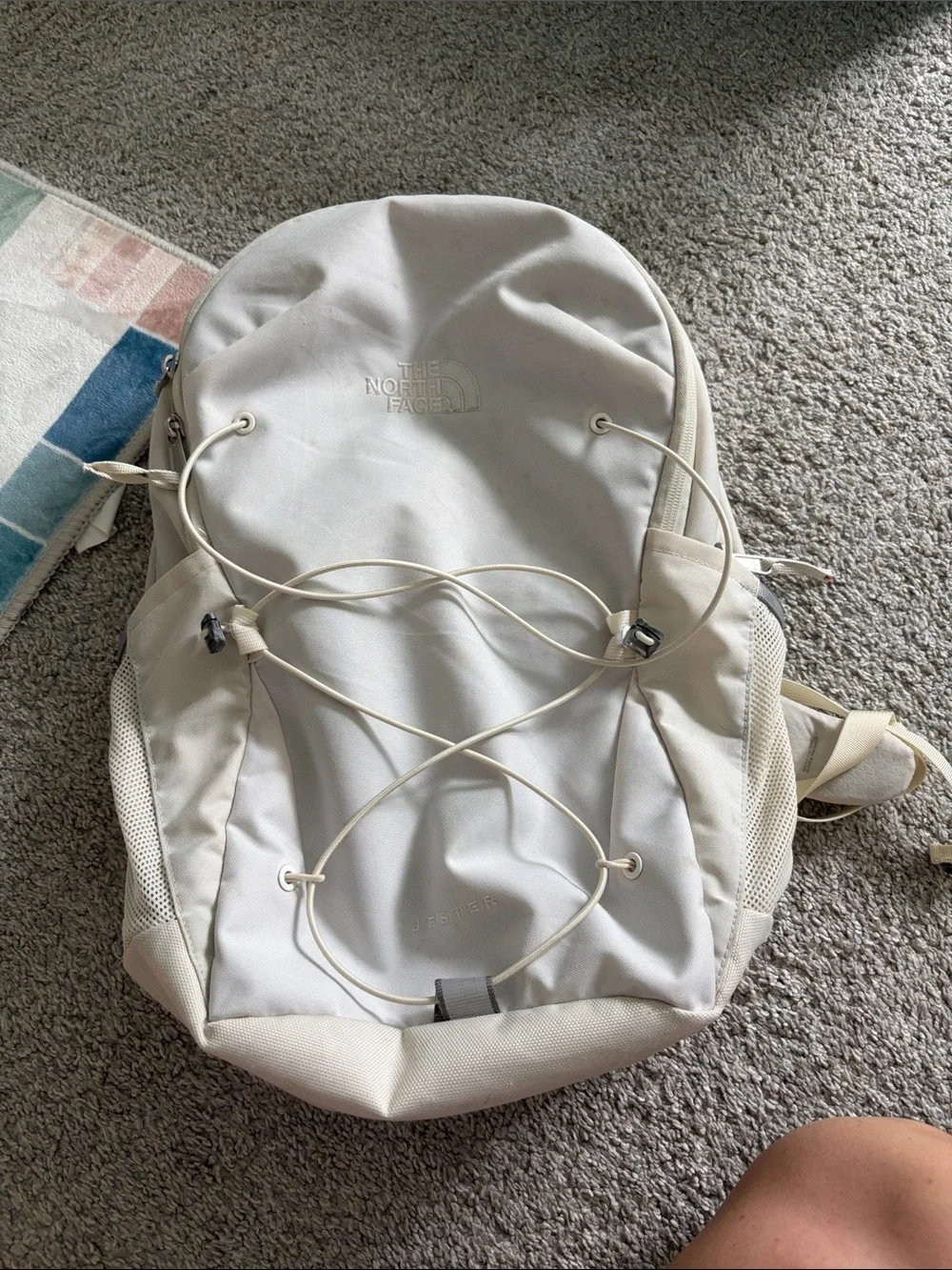 The North Face Cream jester  Bungee Backpack